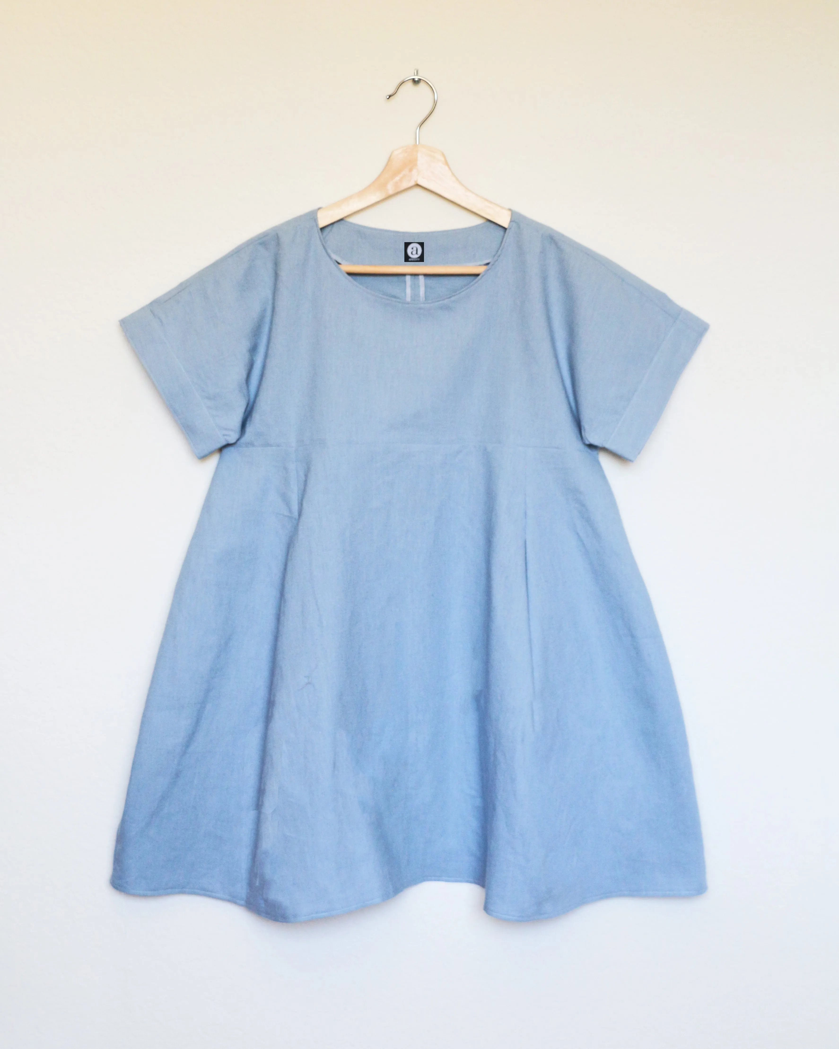 :: Handmade :: WEEKEND Dress in Matcha Linen