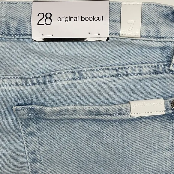 7 For All Mankind Origional Boot Cut Jeans Size 28 NWT