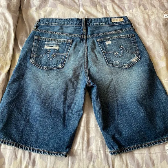 AG Ex-Boyfriend Short