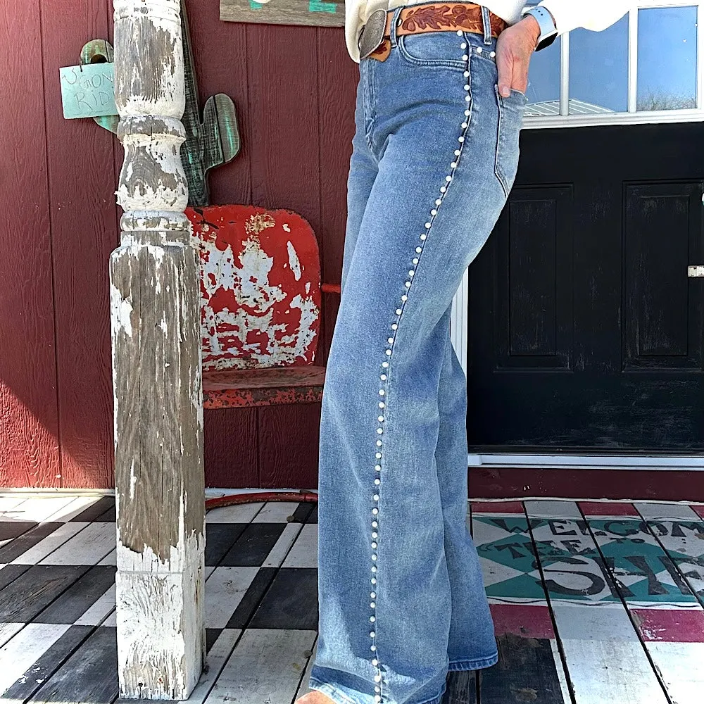 Denim & Pearls