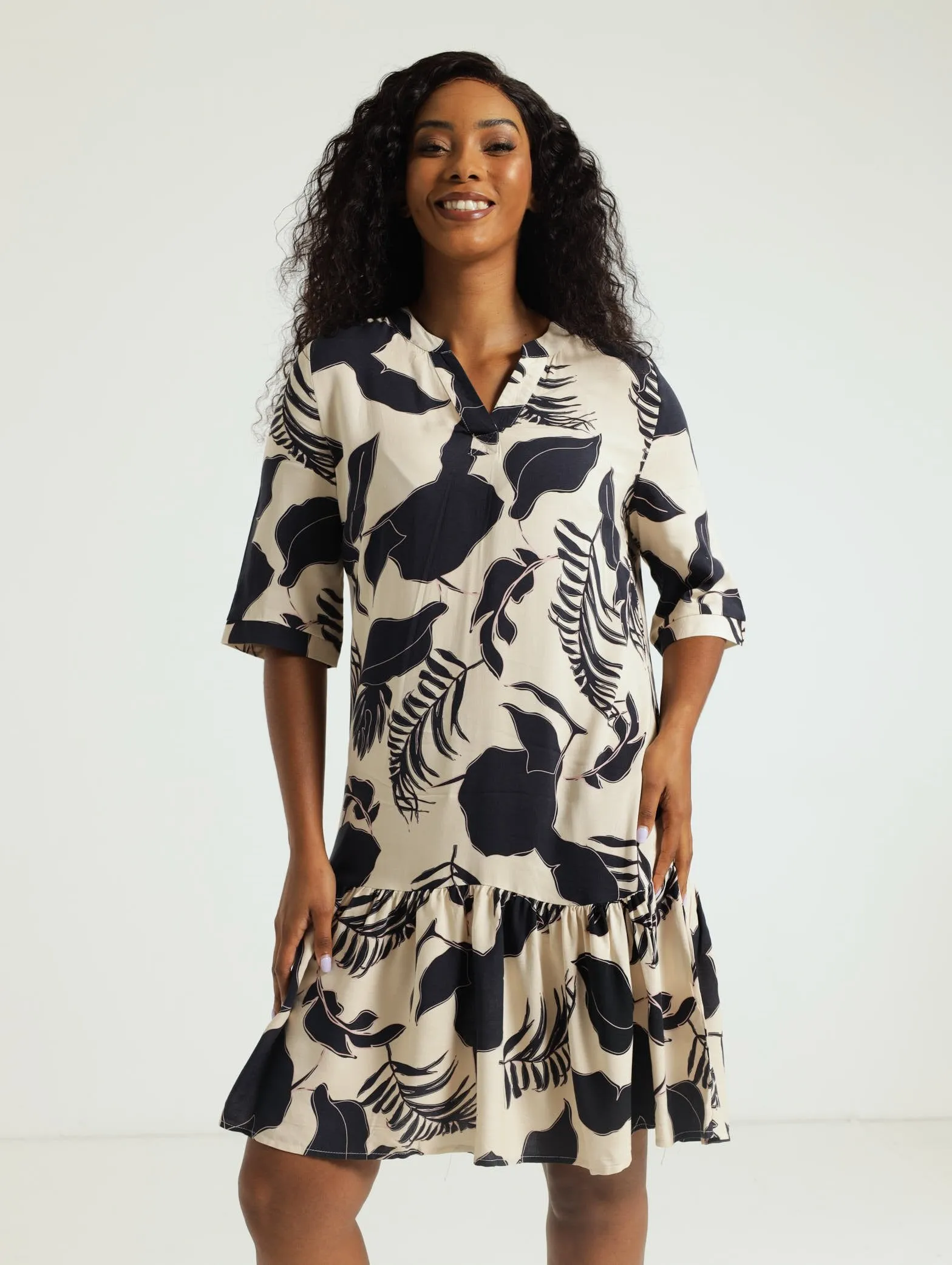 Drop Hem Shift Dress - Black/Cream