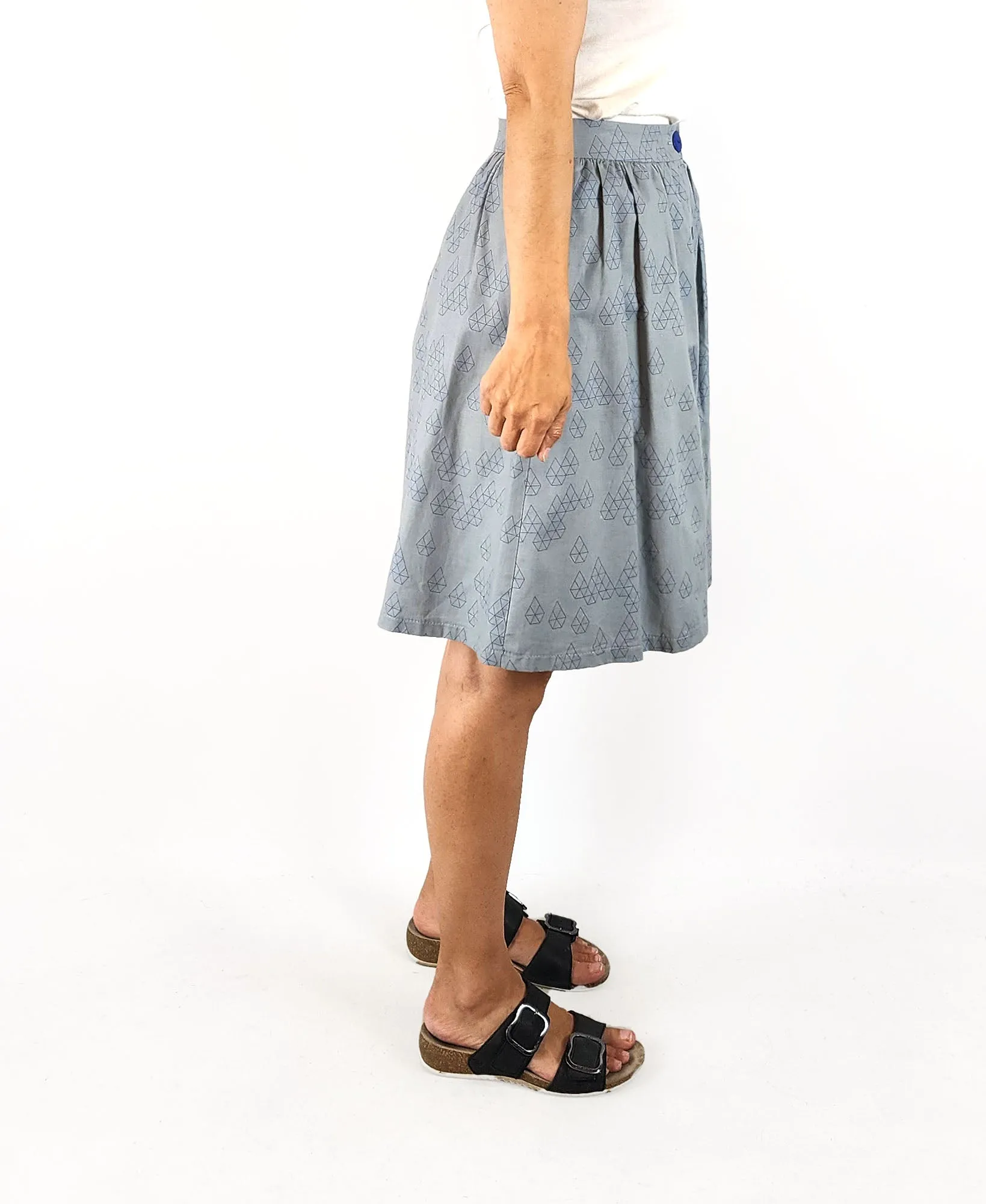 Kumo blue cotton print skirt size 8