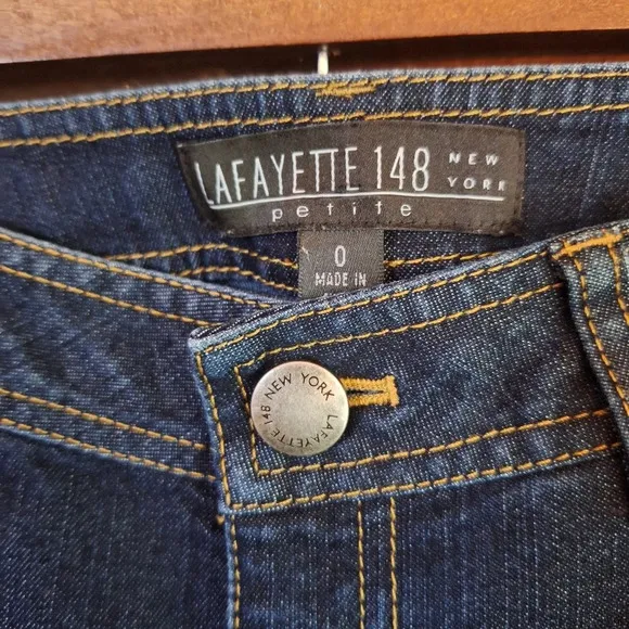 LAFAYETTE 148 NWOT Wide Leg Blue jeans Size 0 Petite