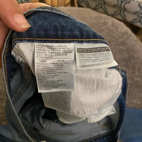 LEVI’S Women’s Boyfriend Jeans