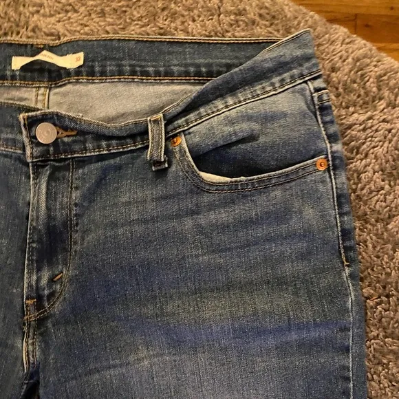 LEVI’S Women’s Boyfriend Jeans