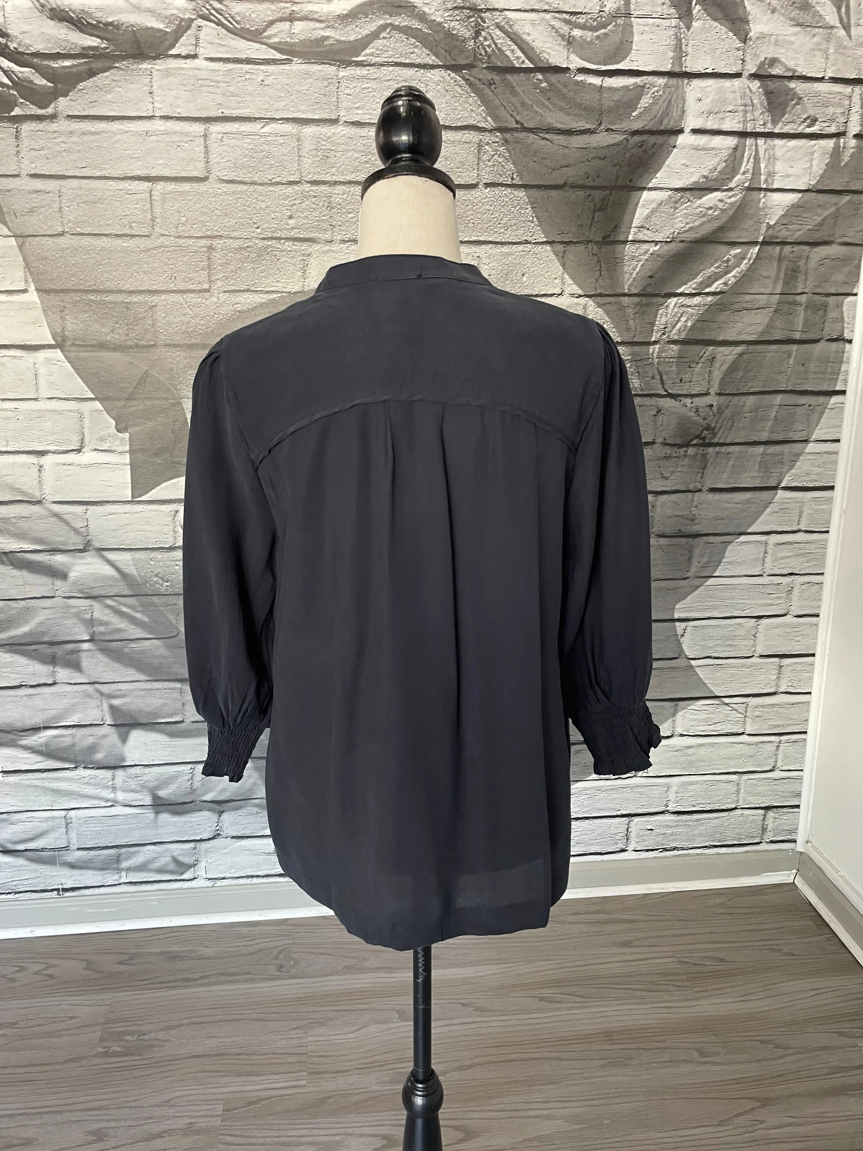 Leya Blouse in Black