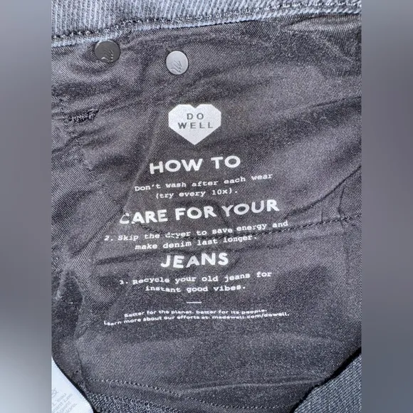 Madewell The Perfect Vintage Black Wash JeansSize 28