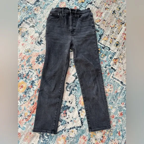 Madewell The Perfect Vintage Black Wash JeansSize 28
