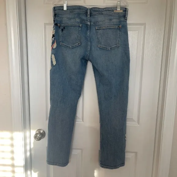 Pilcro and the Letterpress Slim Boyfriend Embroidered Jeans Sz 29 Gently Loved