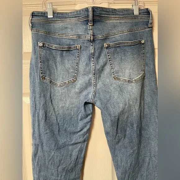 PILCRO ANTHROPOLOGY Slim Boyfriend Jeans Size 29