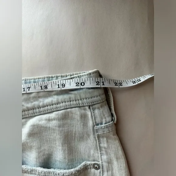 Pilcro by Anthropology Mid-Rise Slim Light Wash Boyfriend Jeans, Size 20W