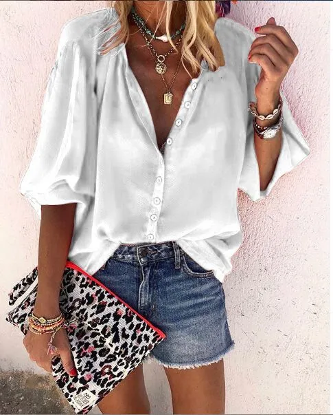 Schoensten Long sleeve V-neck button blouses