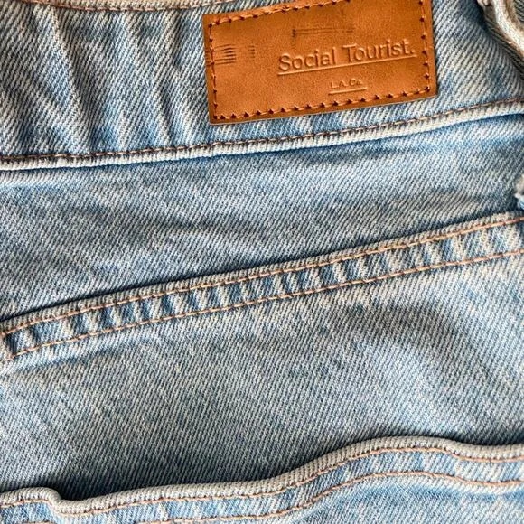 Social Tourist Ultra High Rise Baggy Jeans Wide Leg Denim Heart Patches