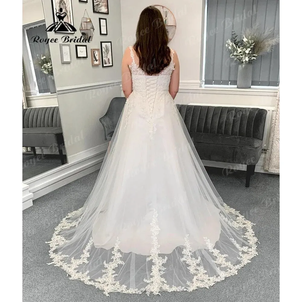 Vintage Spaghetti Straps Lace Appliques Wedding Dress with V Neck Backless Bridal Gown Women robe de soirée de mariage Sexy