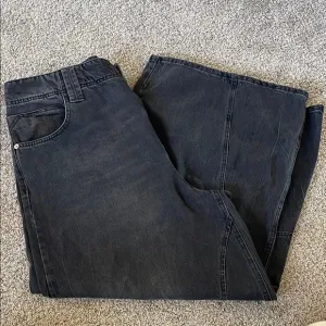 We the free chill vibes dropped wide leg jeans size 32