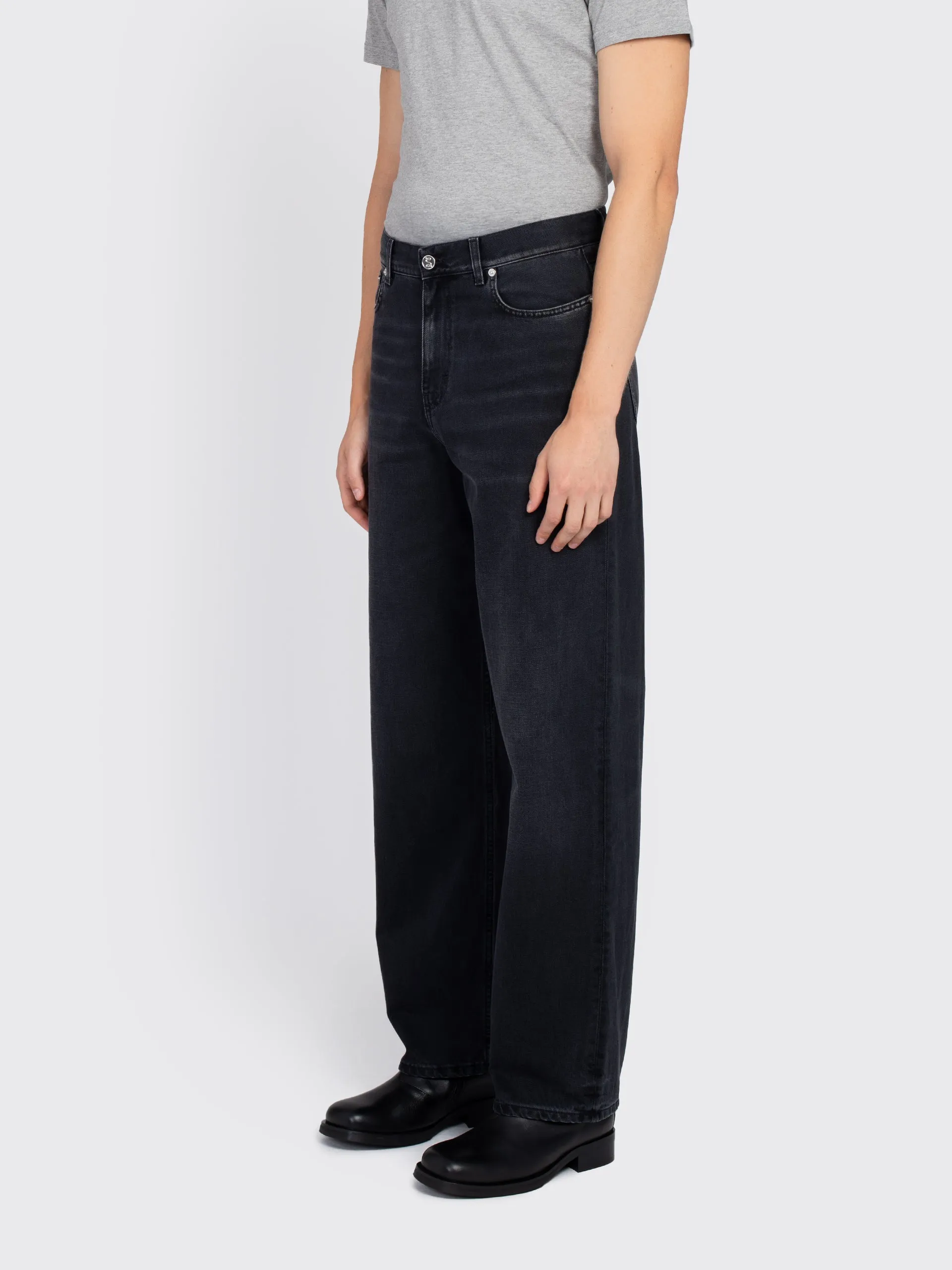Wide Cut Jeans