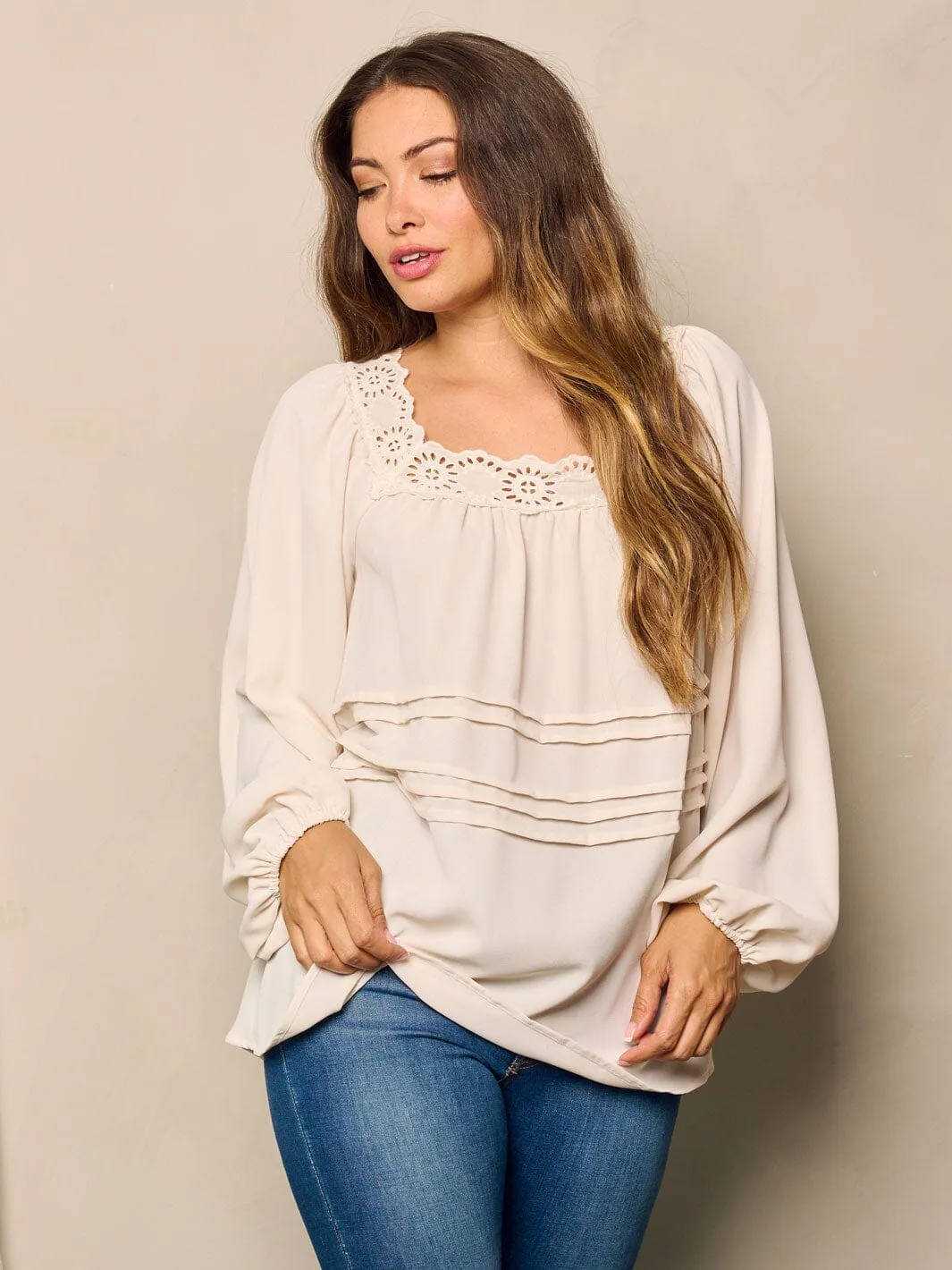 WOMEN'S LONG BALLON SLEEVE  EYELET DEYAILED TUNIC BLOUSE TOP