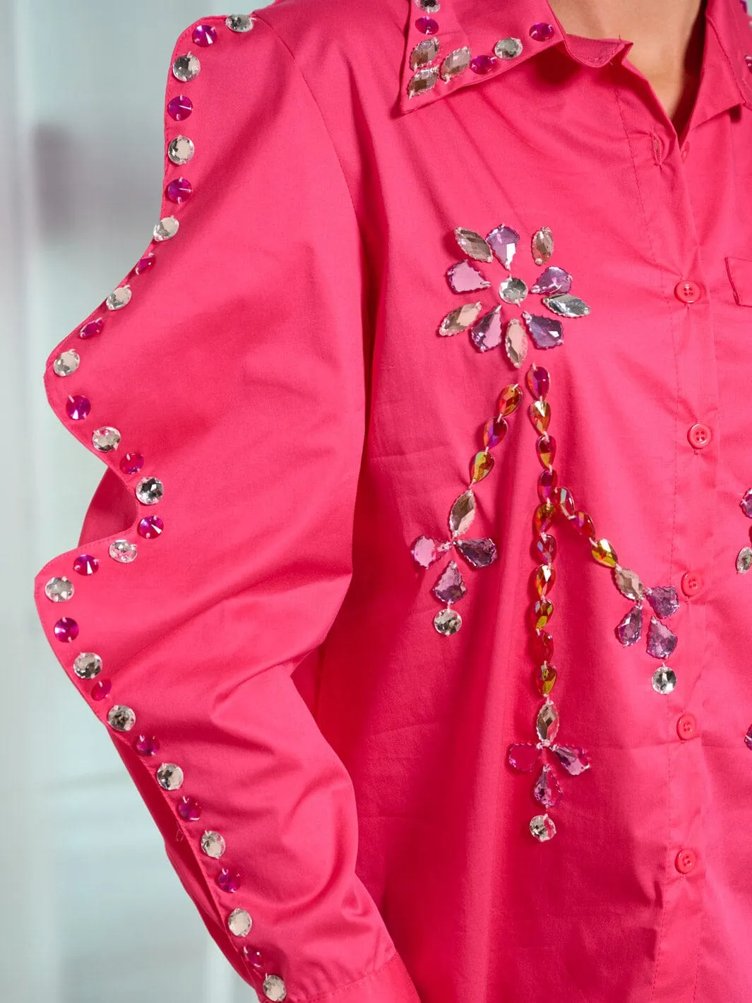 WOMEN'S LONG SLEEVE BUTTON UP STUDS DETAILED BLOUSE TOP