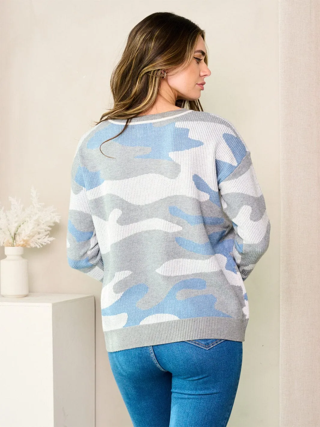 WOMEN'S LONG SLEEVE CAMO PRINT TOP