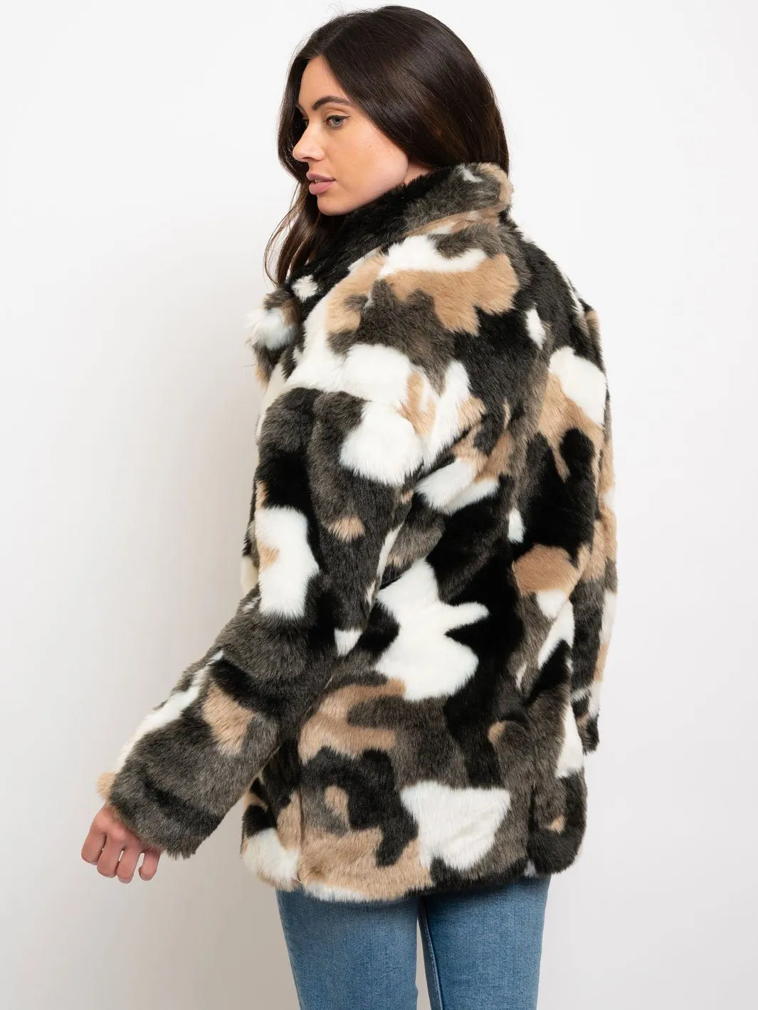 WOMEN'S MARBLE MID-LENGTH FAUX FUR COAT